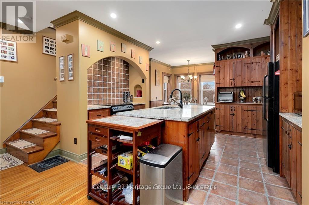 7387 County Rd 9, Greater Napanee, Ontario  K7R 3K8 - Photo 10 - X12403193