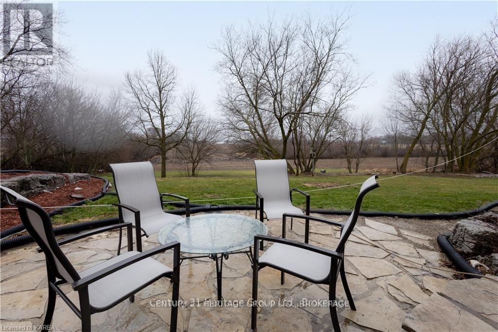 7387 County Rd 9, Greater Napanee, Ontario  K7R 3K8 - Photo 32 - X12403193