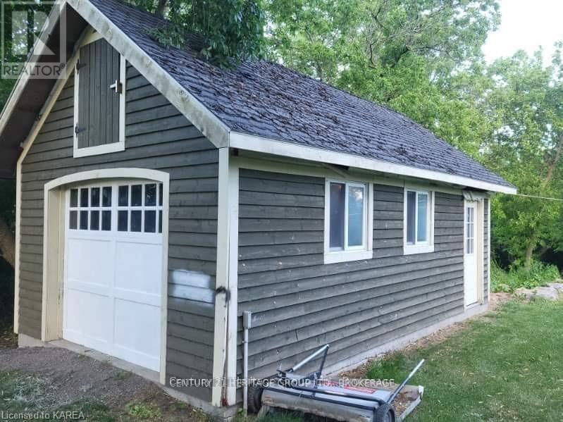 7387 County Rd 9, Greater Napanee, Ontario  K7R 3K8 - Photo 35 - X12403193