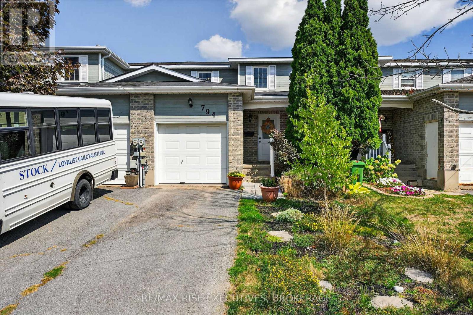 794 LITTLESTONE CRESCENT, Kingston, Ontario