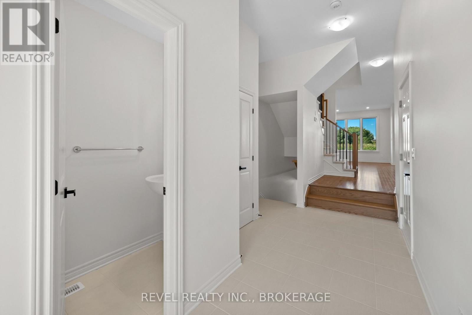 1513 Scarlet Street, Kingston, Ontario  K7K 0H7 - Photo 4 - X12403870