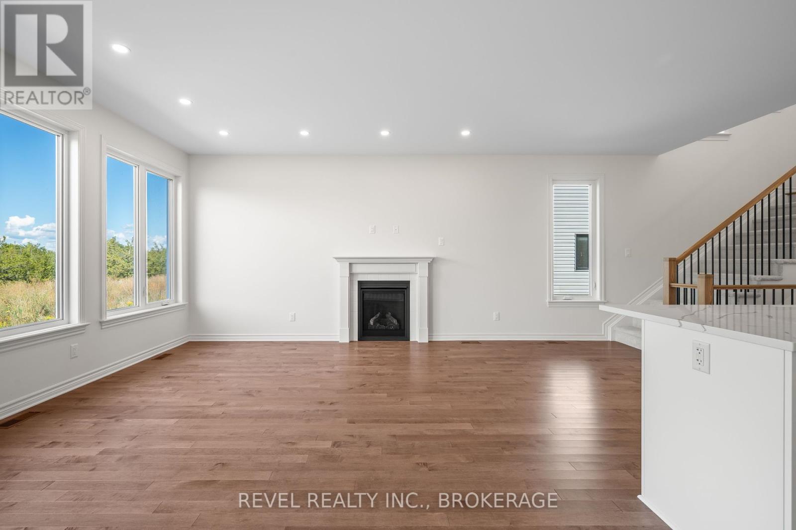 440 Buckthorn Drive, Kingston, Ontario K7P 0V6 - Photo 10 - X12403873