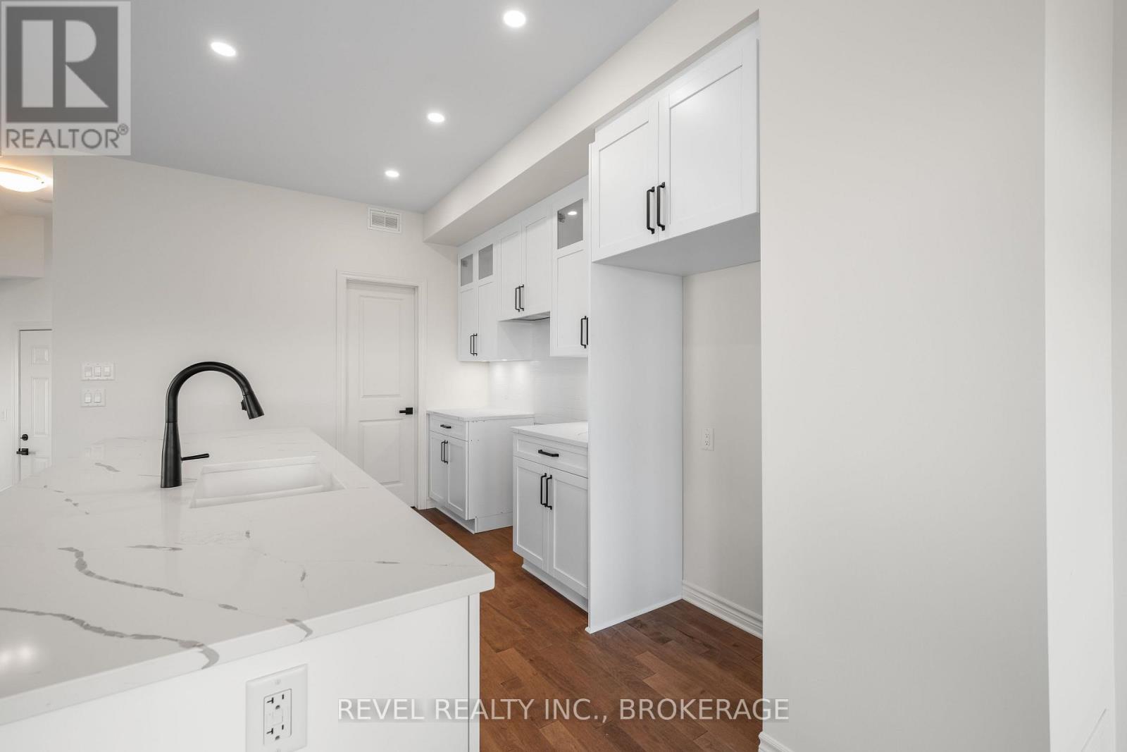 440 Buckthorn Drive, Kingston, Ontario K7P 0V6 - Photo 14 - X12403873