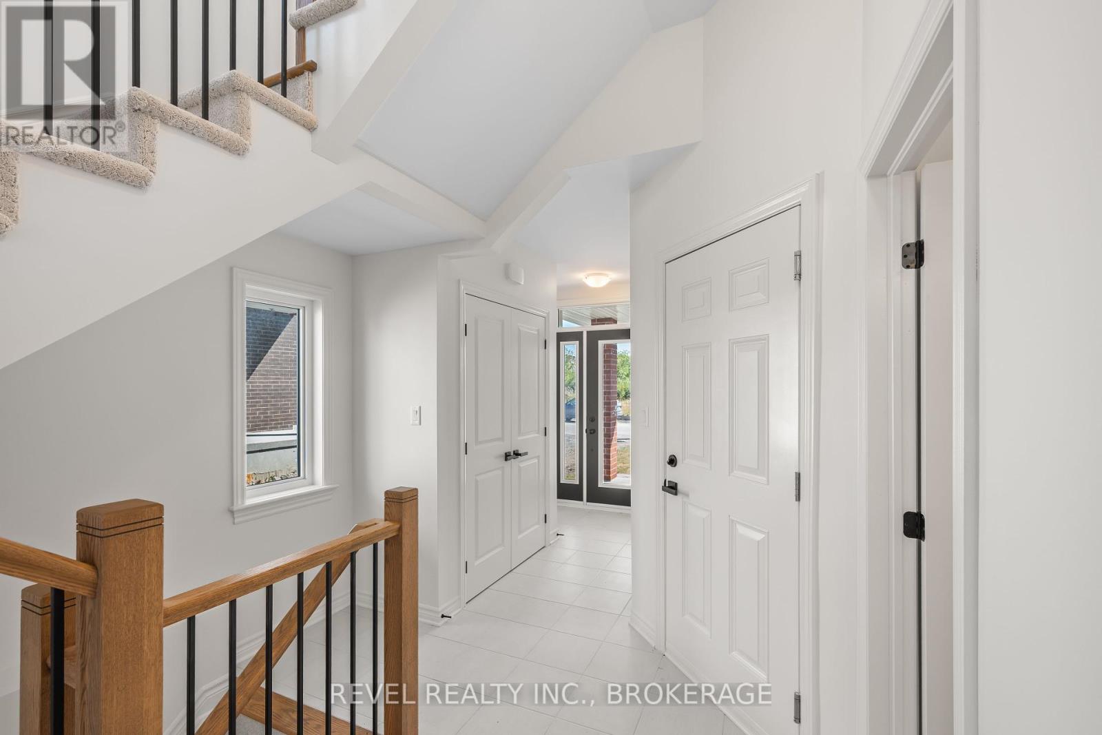 440 Buckthorn Drive, Kingston, Ontario K7P 0V6 - Photo 9 - X12403873