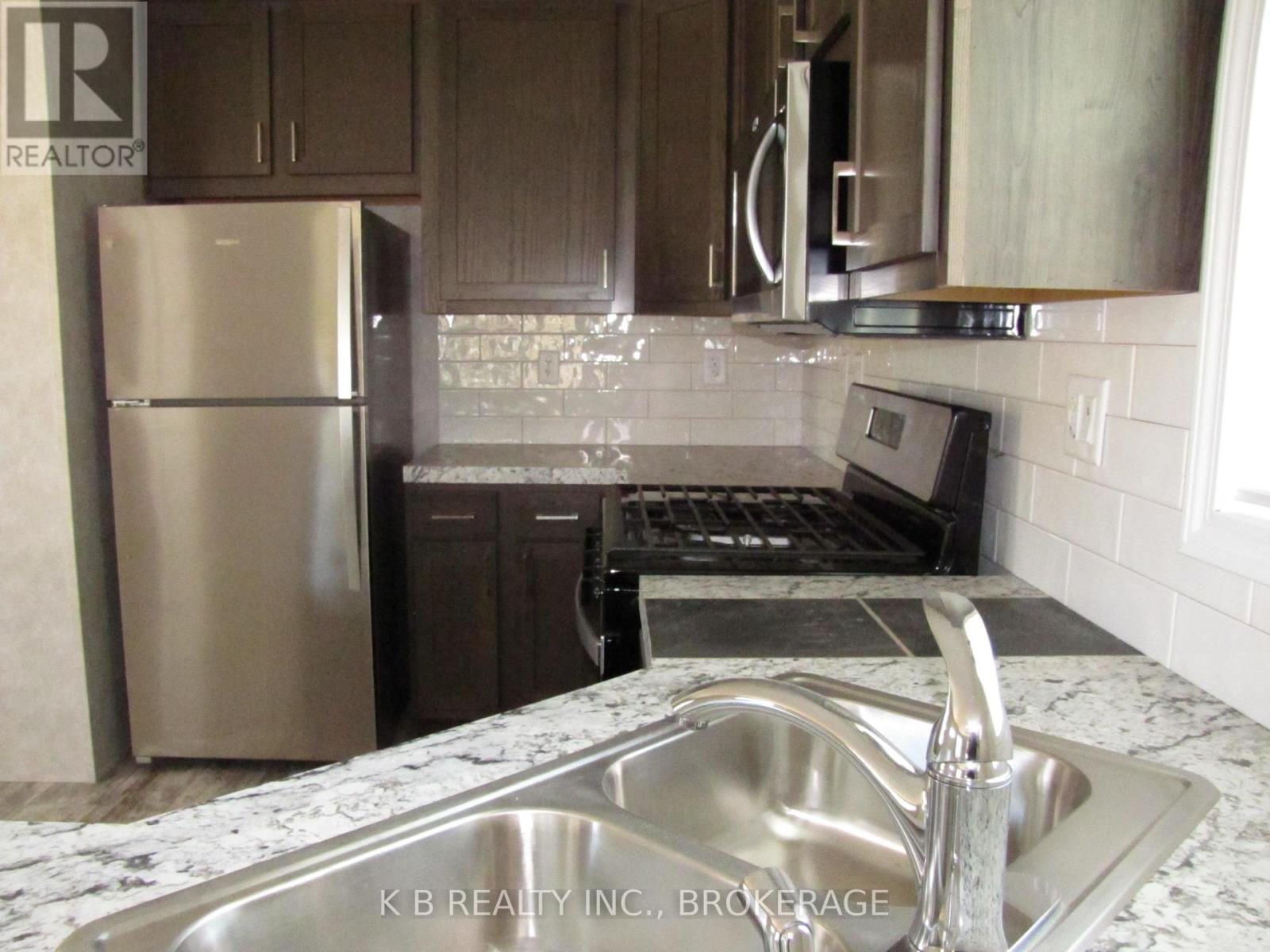 1 Parkington Place, Kingston, Ontario  K7K 5C7 - Photo 10 - X12403985
