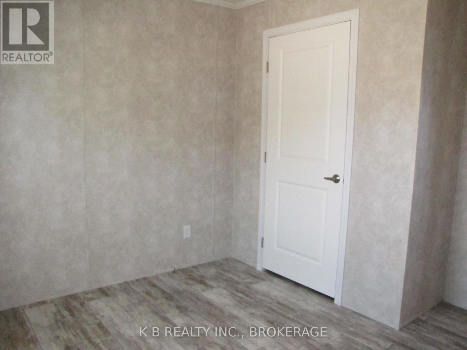 1 Parkington Place, Kingston, Ontario  K7K 5C7 - Photo 14 - X12403985