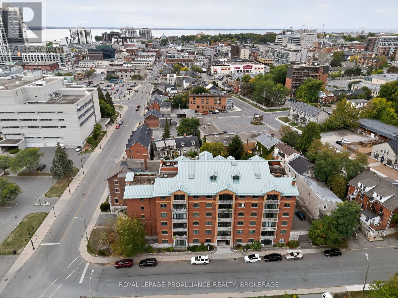 304 - 2 BAY STREET, Kingston, Ontario