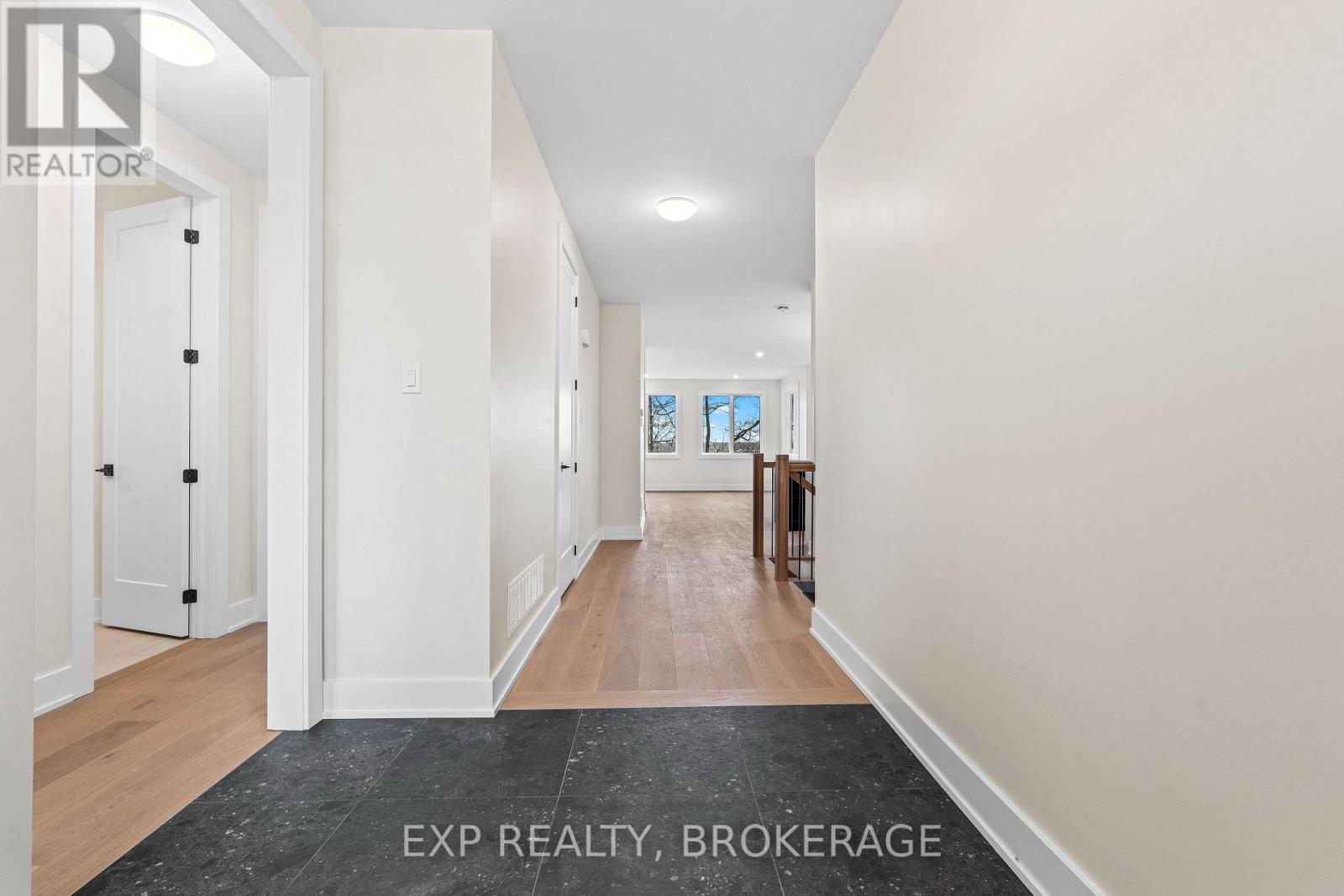 1257 Carfa Crescent, Kingston, Ontario K7P 0M7 - Photo 7 - X12407689