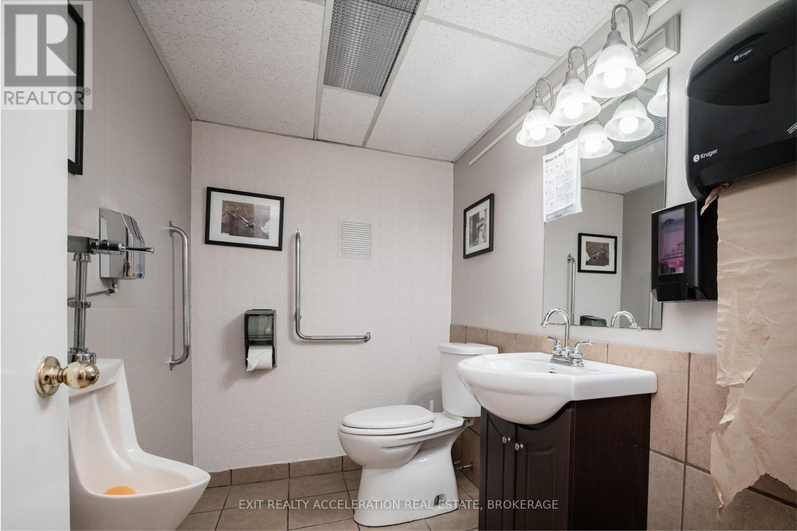 8087 County Road 2, Greater Napanee, Ontario K7R 3K6 - Photo 42 - X12407927