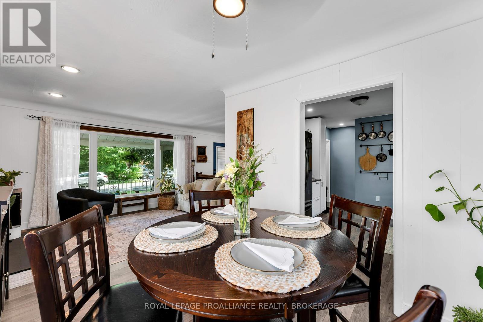 650 Steel Street, Gananoque, Ontario K7G 2E5 - Photo 11 - X12408624