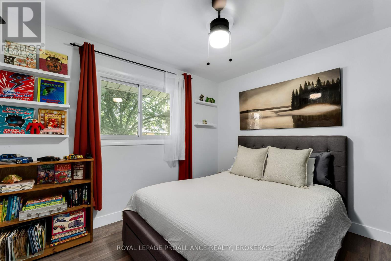 650 Steel Street, Gananoque, Ontario K7G 2E5 - Photo 15 - X12408624