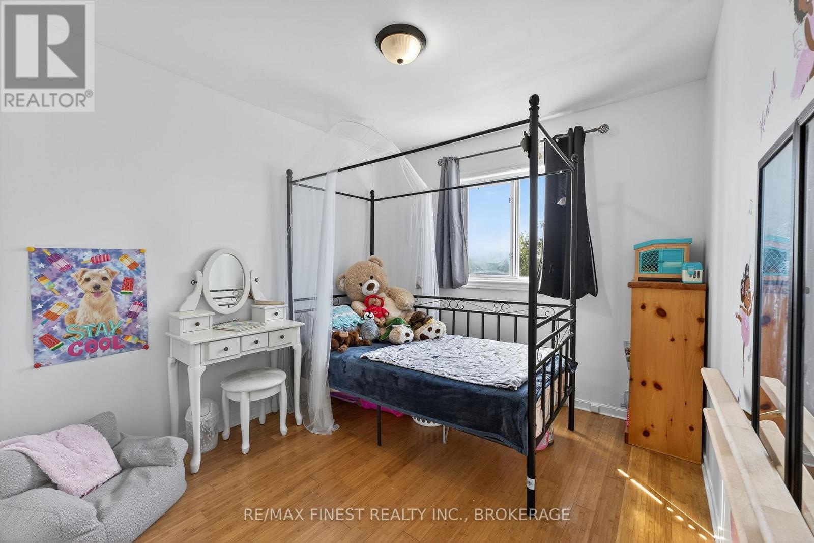 25 Meadow Lane, Greater Napanee, Ontario  K7R 3R8 - Photo 11 - X12409275