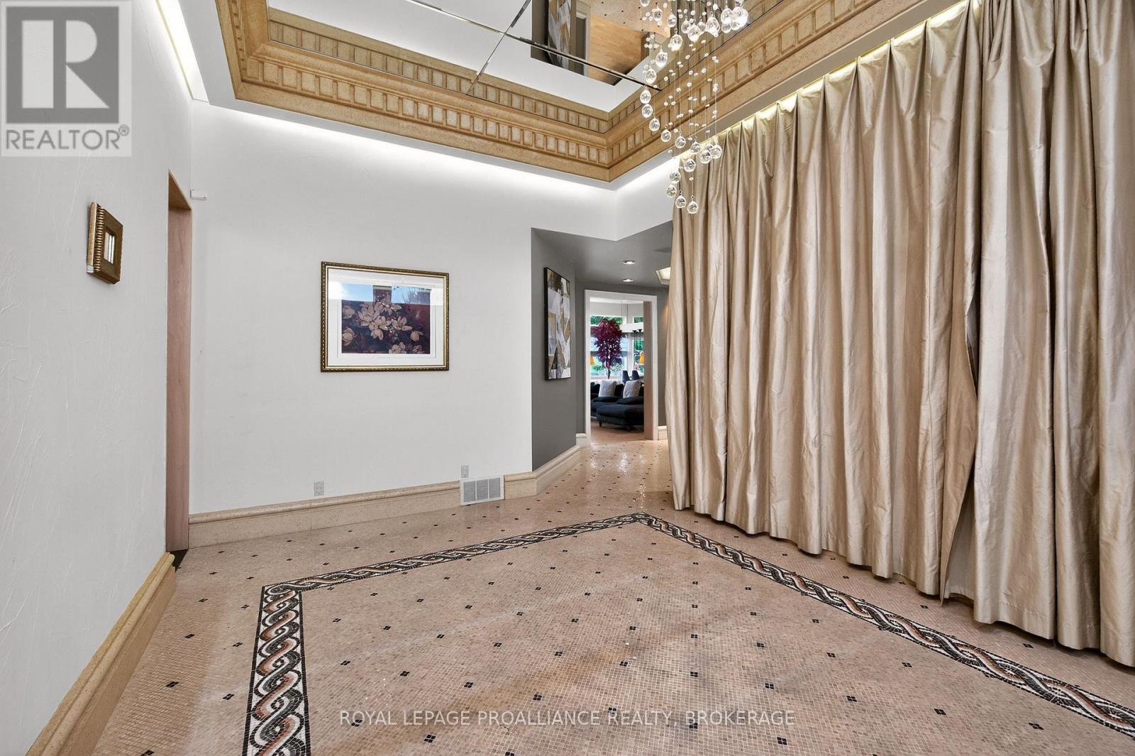 3 Authors Lane, Kingston, Ontario K7M 7W7 - Photo 11 - X12411288