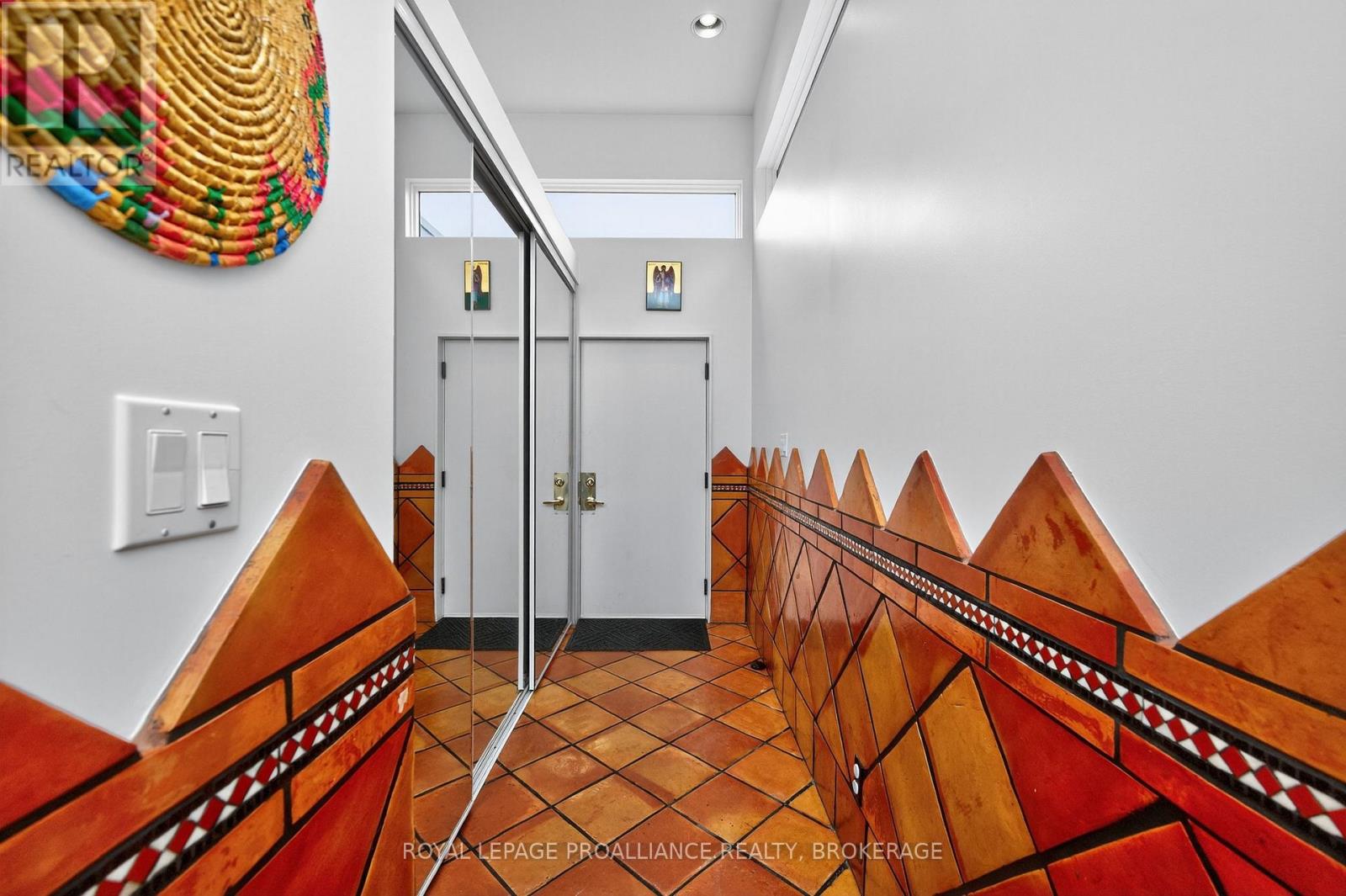 3 Authors Lane, Kingston, Ontario K7M 7W7 - Photo 12 - X12411288