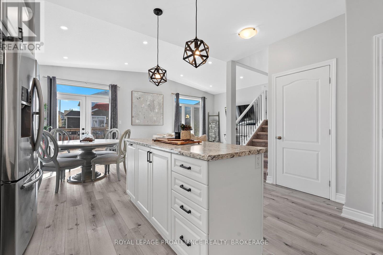 1556 Albany Drive, Kingston, Ontario  K7P 0L9 - Photo 17 - X12411783