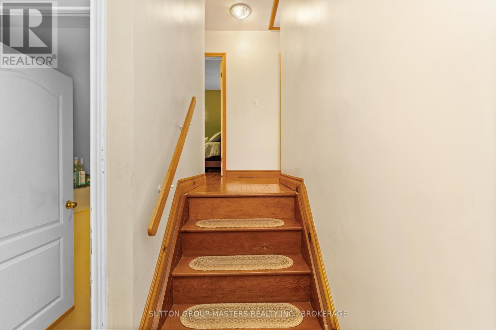 26 Hallecks Road, Front Of Yonge, Ontario K6V 5T3 - Photo 26 - X12416434