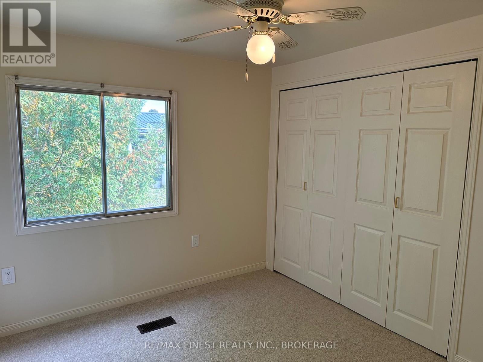 4329 E.r. Orser Drive, Frontenac, Ontario K0H 2W0 - Photo 15 - X12418854