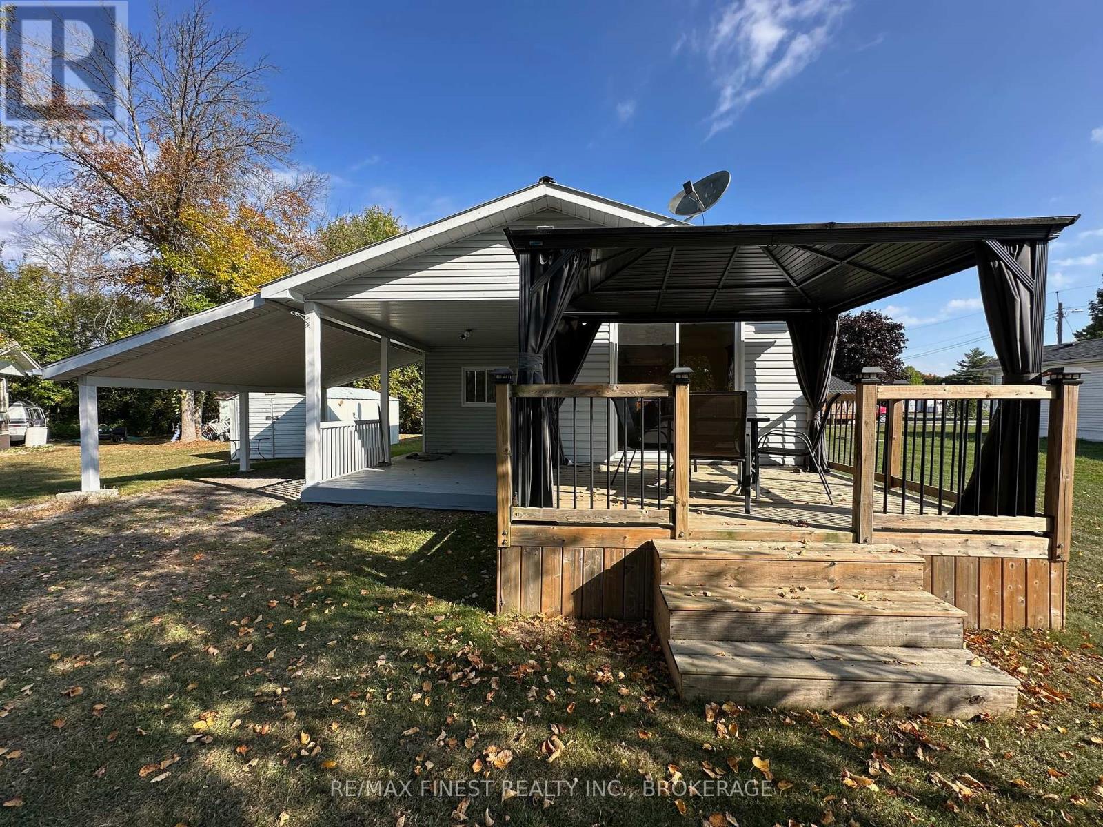 4329 E.r. Orser Drive, Frontenac, Ontario K0H 2W0 - Photo 19 - X12418854