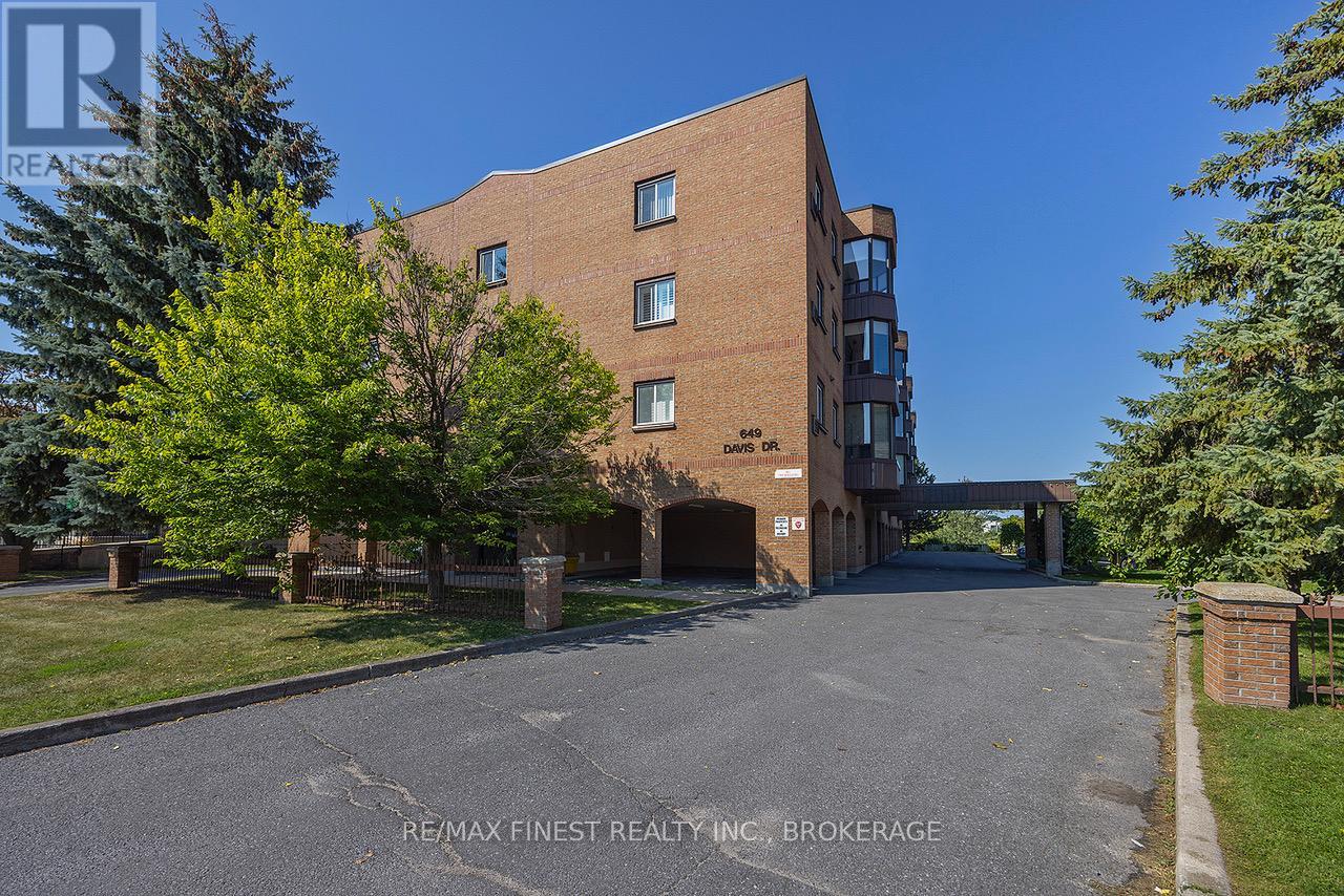 405 - 649 DAVIS DRIVE, Kingston, Ontario