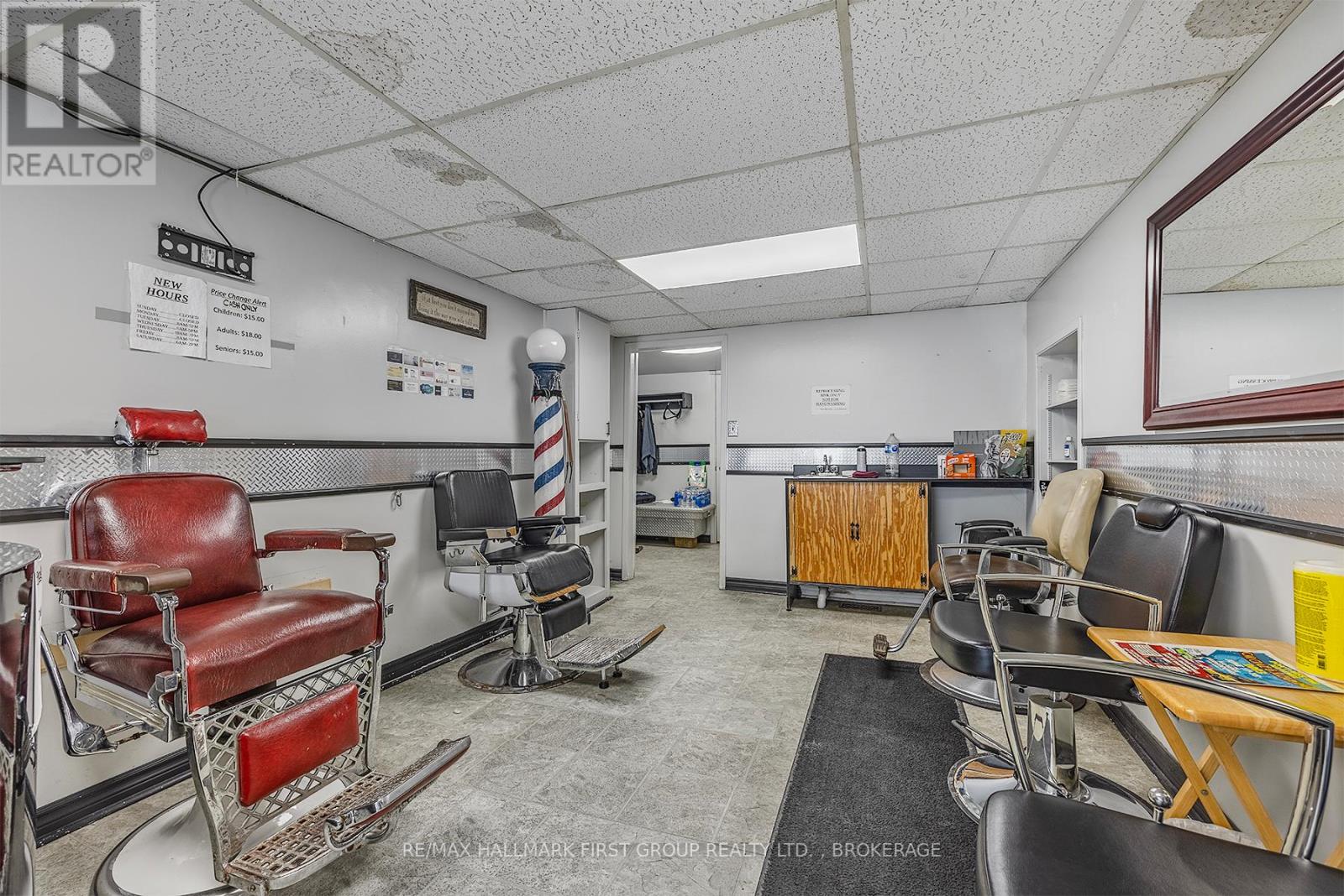 19/21 Dundas Street W, Greater Napanee, Ontario K7R 1Z3 - Photo 24 - X12421970