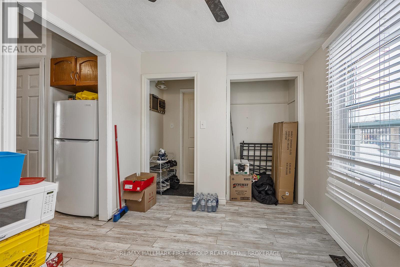 19/21 Dundas Street W, Greater Napanee, Ontario K7R 1Z3 - Photo 32 - X12421970