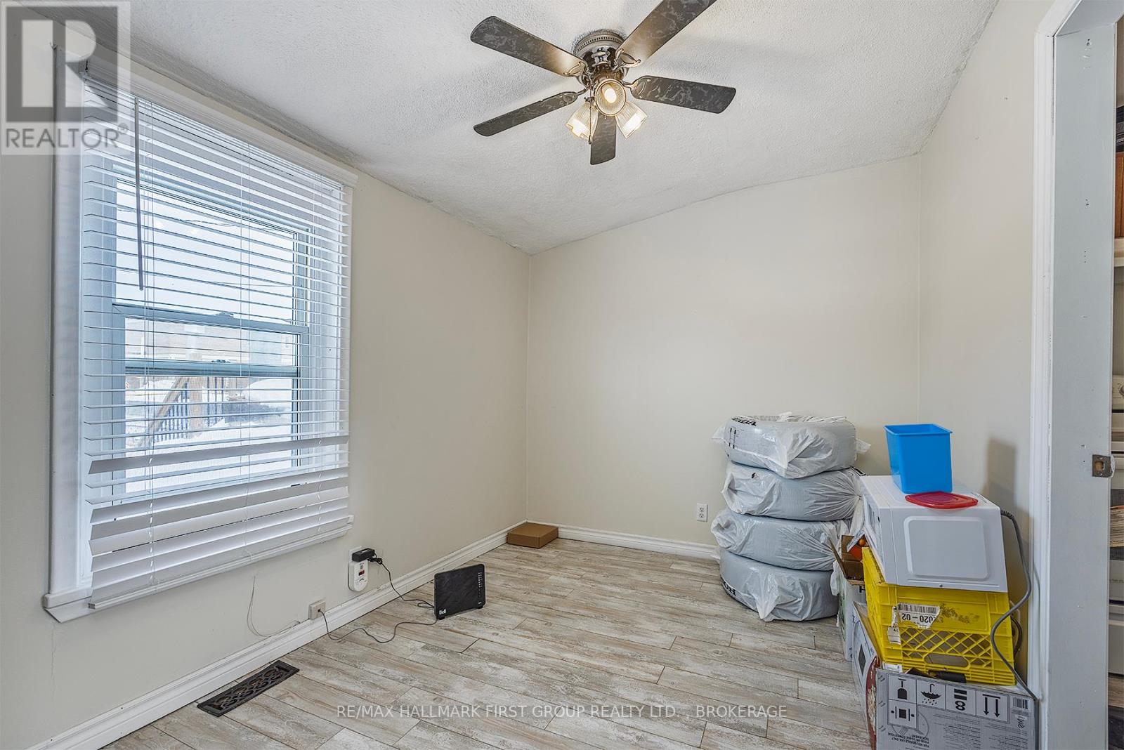 19/21 Dundas Street W, Greater Napanee, Ontario K7R 1Z3 - Photo 33 - X12421970