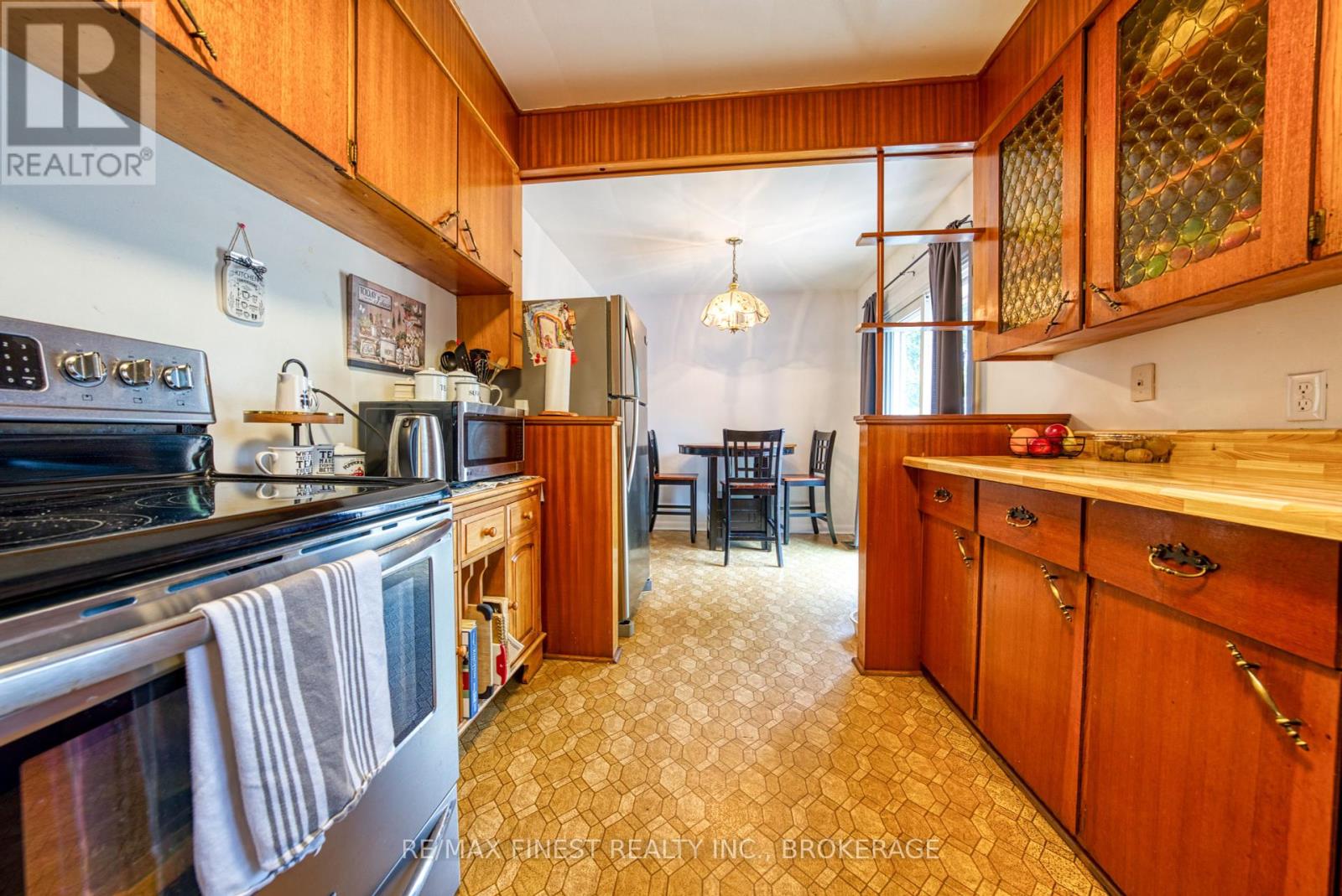 107 Casterton Avenue, Kingston, Ontario K7M 1R9 - Photo 13 - X12422246