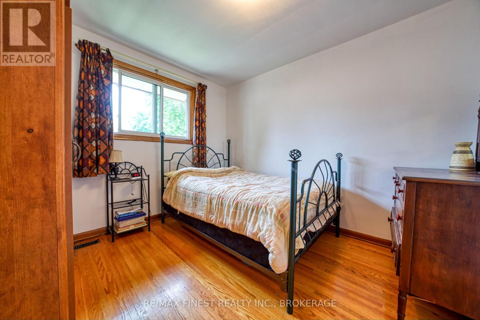 107 Casterton Avenue, Kingston, Ontario K7M 1R9 - Photo 16 - X12422246