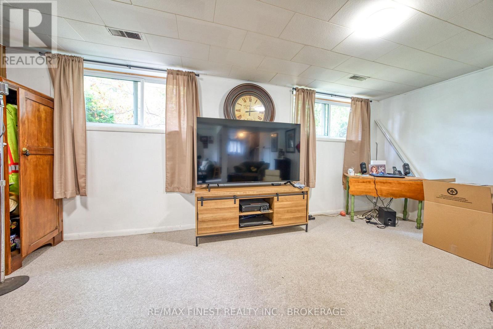 107 Casterton Avenue, Kingston, Ontario K7M 1R9 - Photo 23 - X12422246