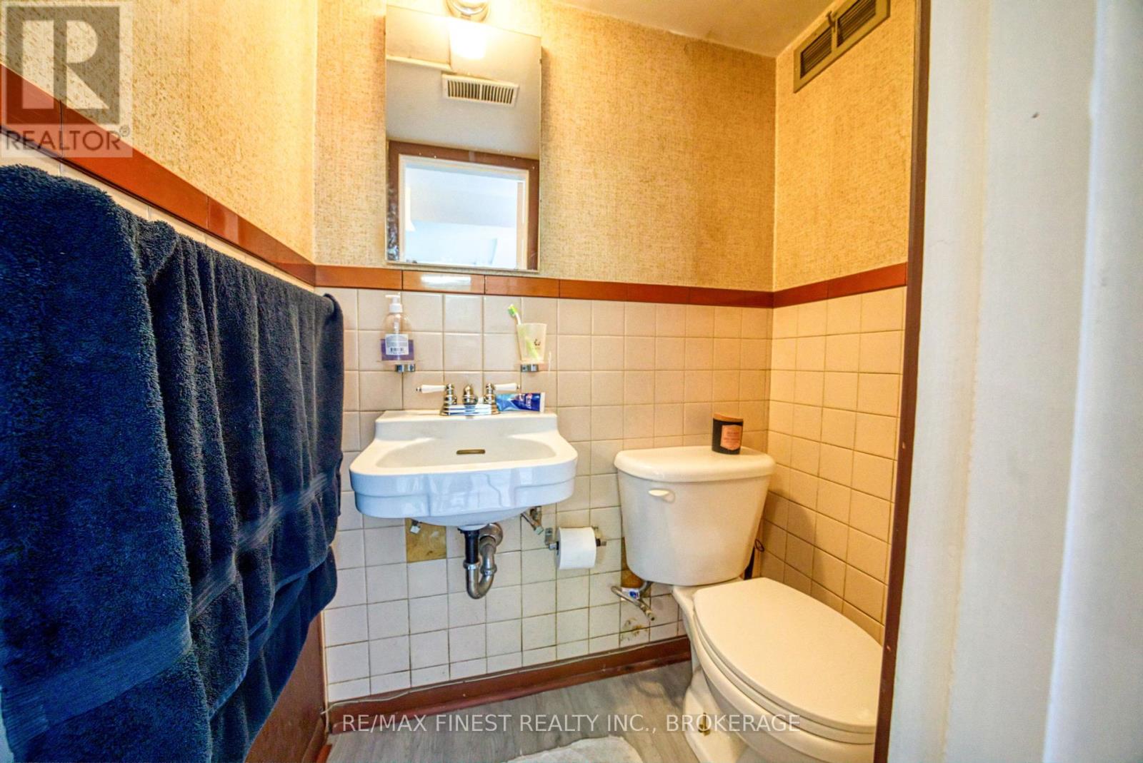 107 Casterton Avenue, Kingston, Ontario K7M 1R9 - Photo 27 - X12422246
