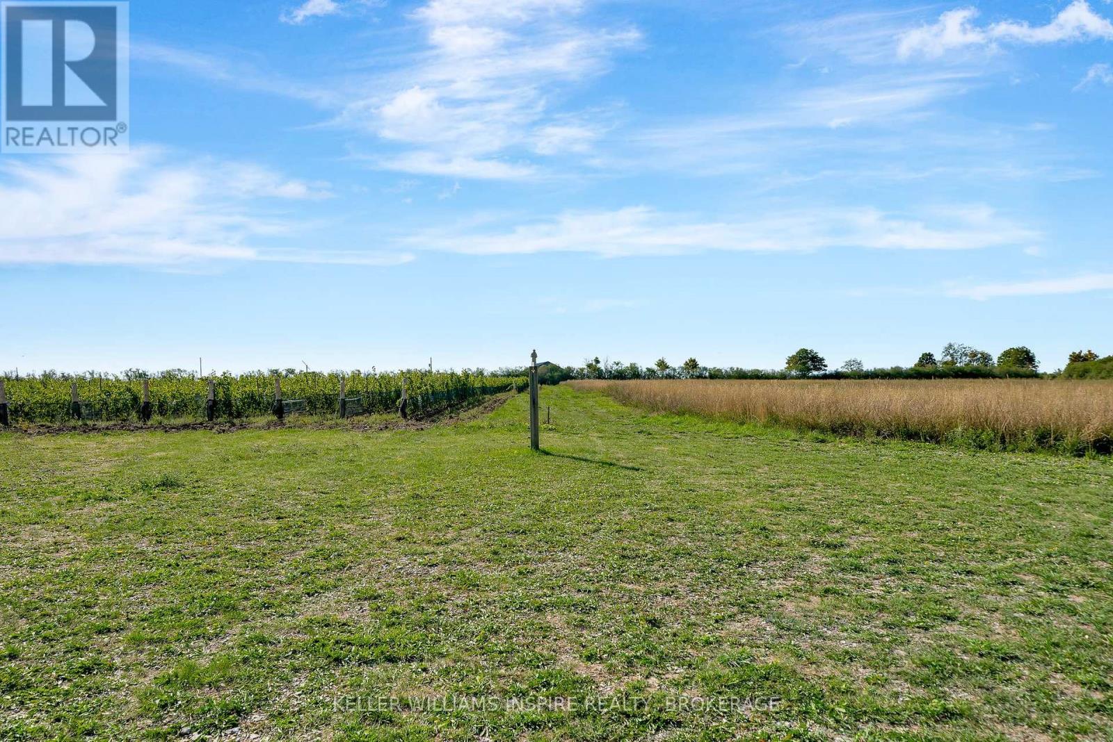 18055 Loyalist Parkway, Prince Edward County, Ontario K7P 2Y4 - Photo 21 - X12425257