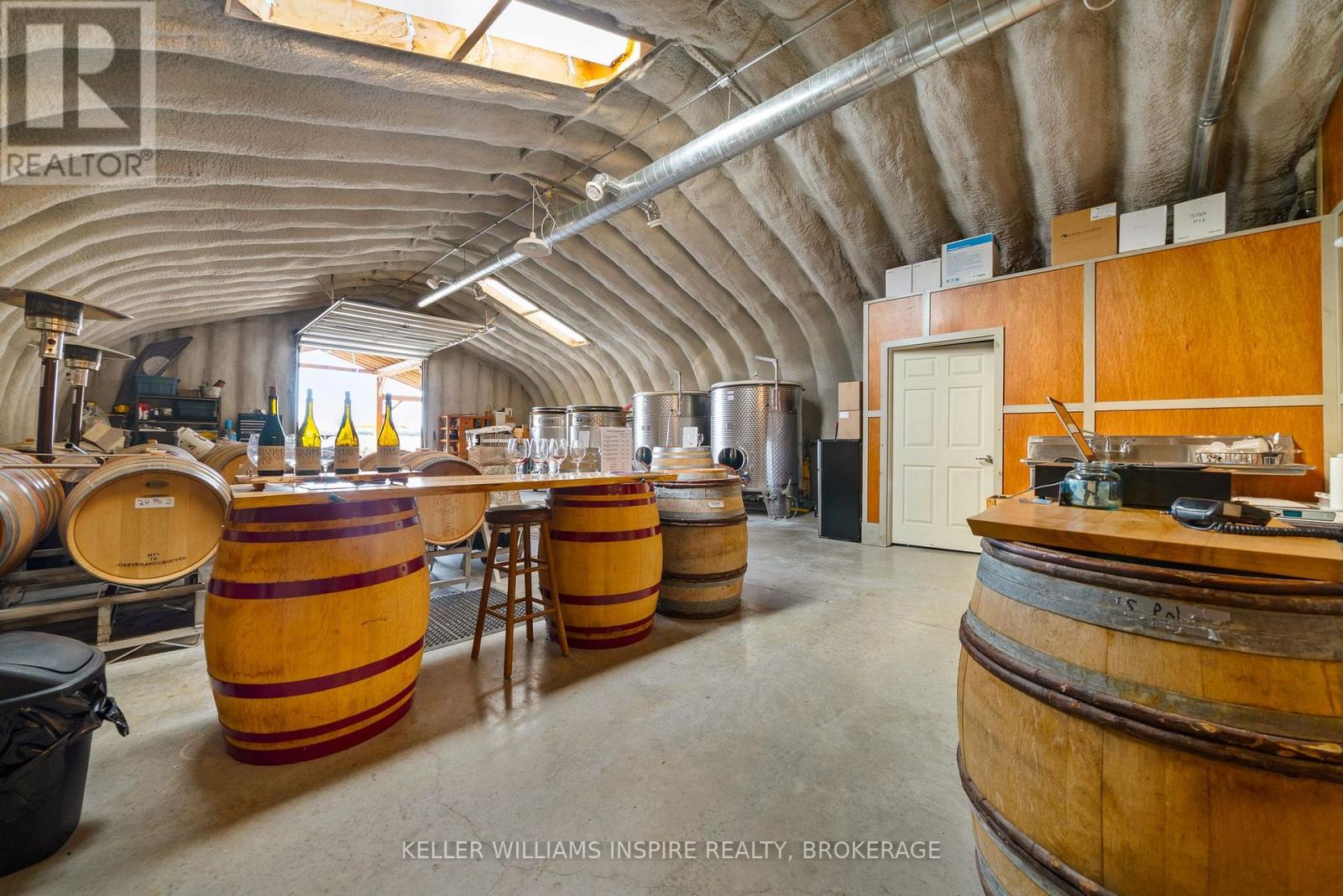 18055 Loyalist Parkway, Prince Edward County, Ontario K7P 2Y4 - Photo 40 - X12425257