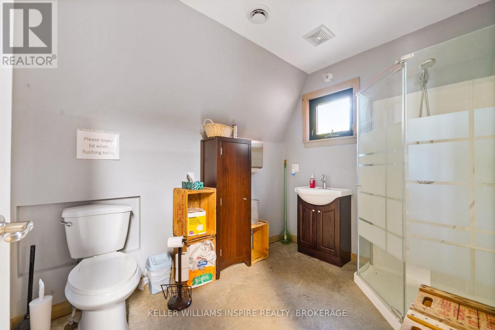 18055 Loyalist Parkway, Prince Edward County, Ontario K7P 2Y4 - Photo 42 - X12425257