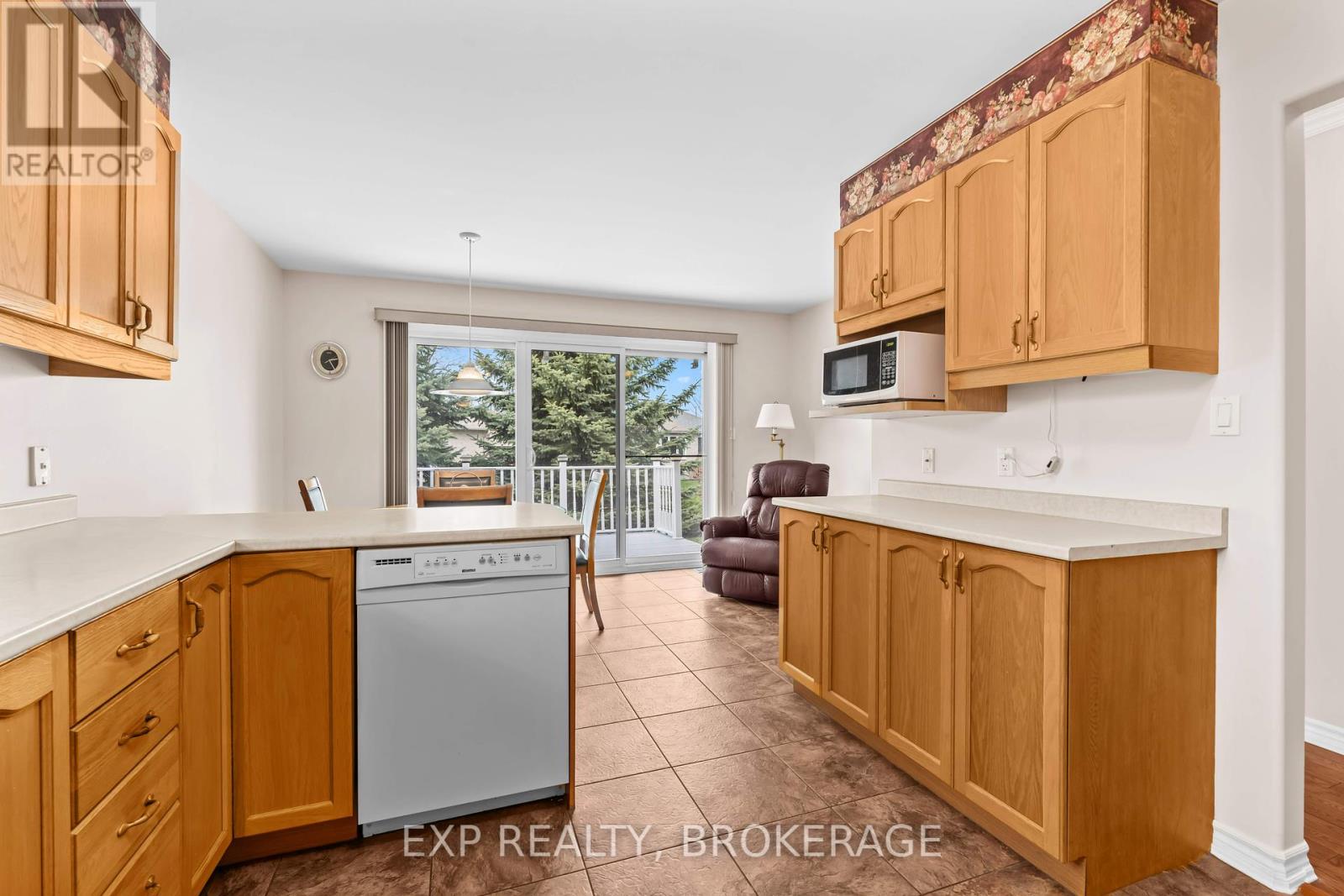 108 Sheridan Street, Kingston, Ontario K7P 3H7 - Photo 15 - X12425382