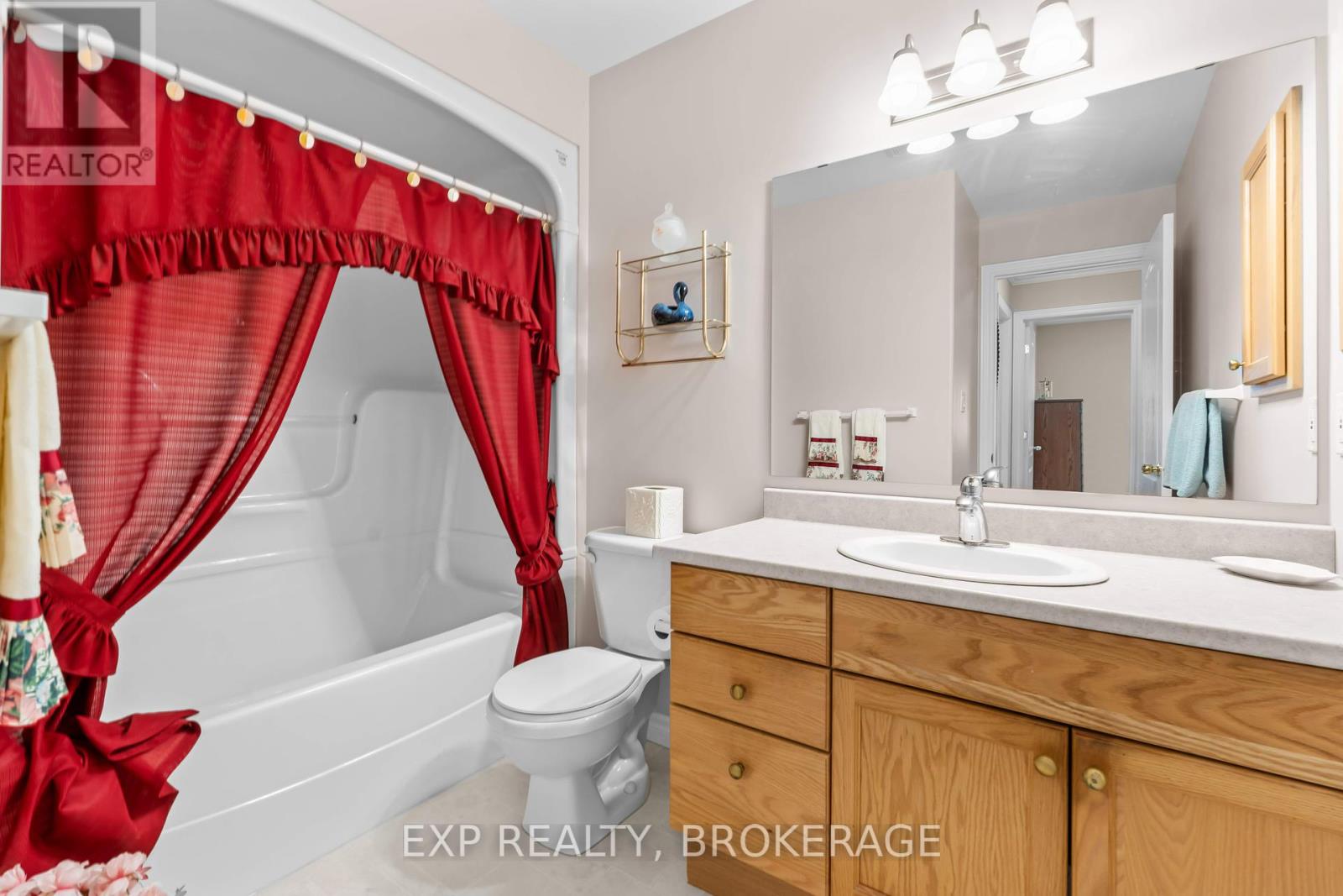 108 Sheridan Street, Kingston, Ontario K7P 3H7 - Photo 24 - X12425382