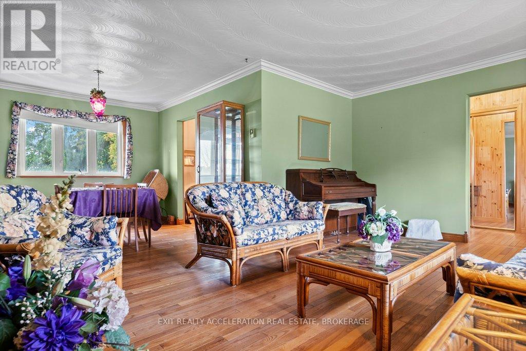 7398 County Rd 2, Greater Napanee, Ontario K7R 3K6 - Photo 20 - X12426902