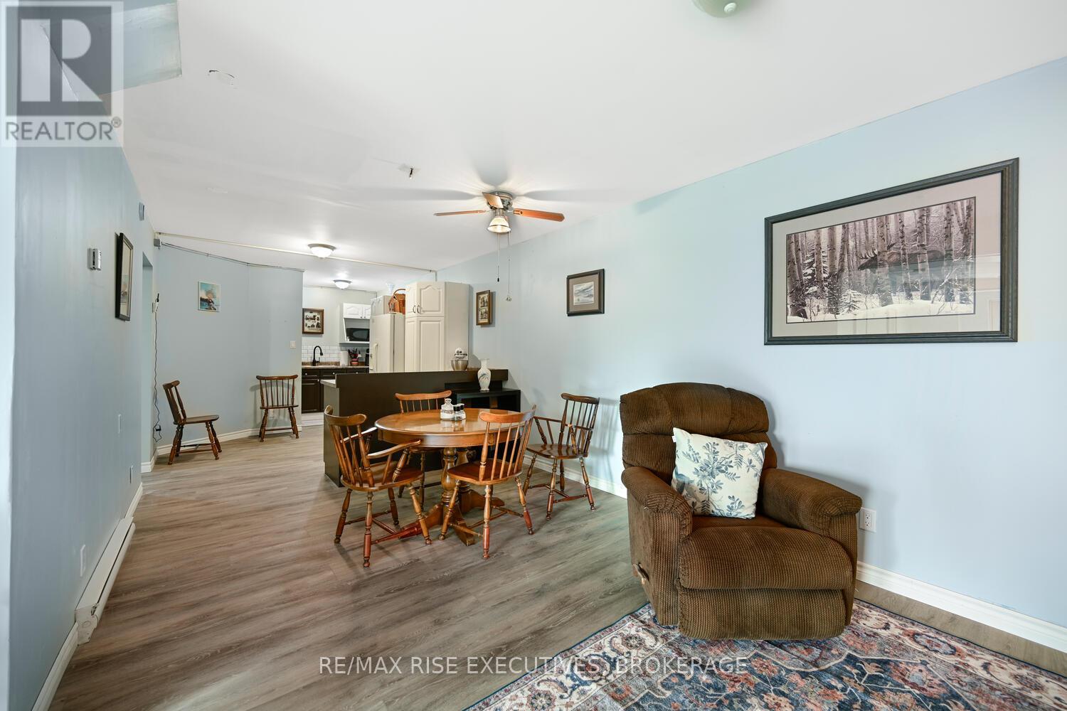 25 Park Street, Leeds And The Thousand Islands, Ontario K0E 1N0 - Photo 26 - X12432062