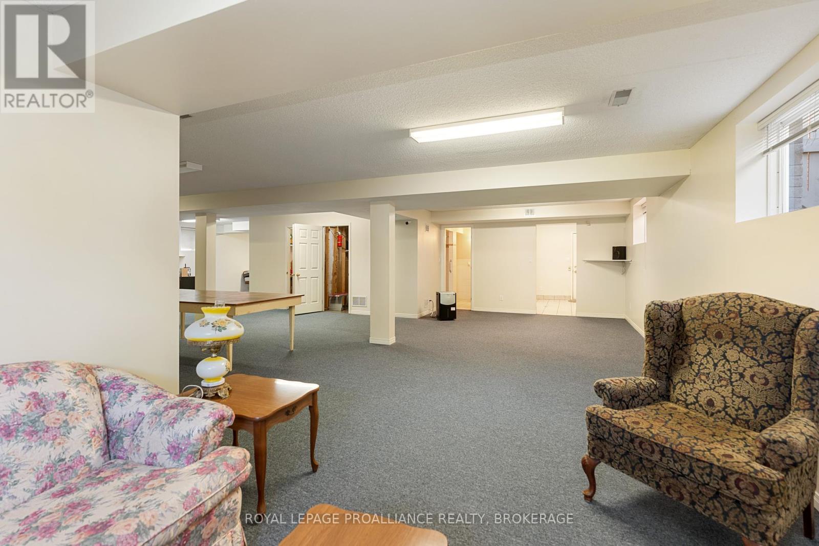 377 Briarwood Drive, Kingston, Ontario  K7M 7V2 - Photo 37 - X12435266