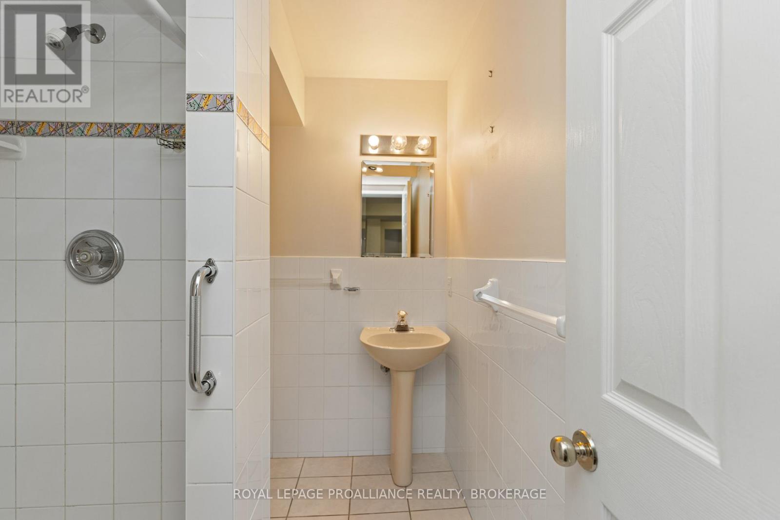 377 Briarwood Drive, Kingston, Ontario  K7M 7V2 - Photo 38 - X12435266