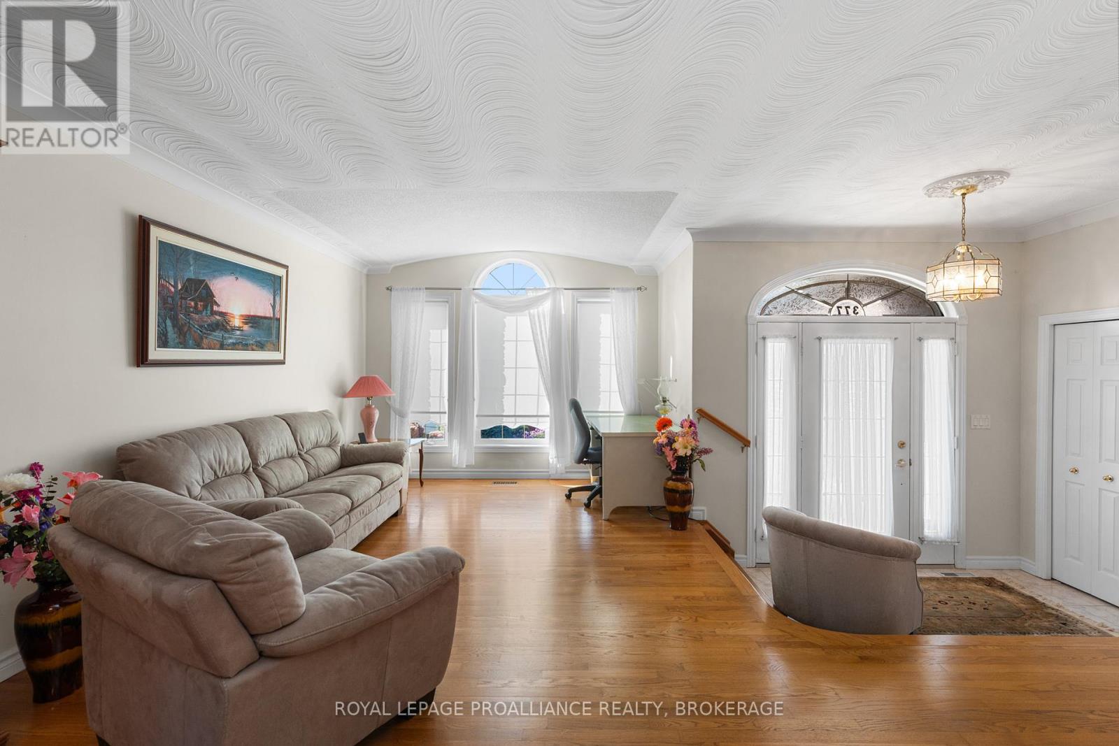 377 Briarwood Drive, Kingston, Ontario  K7M 7V2 - Photo 7 - X12435266