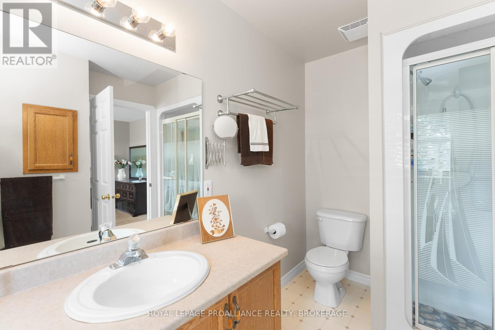 39 Mowat Avenue, Kingston, Ontario  K7M 8Y8 - Photo 23 - X12435337