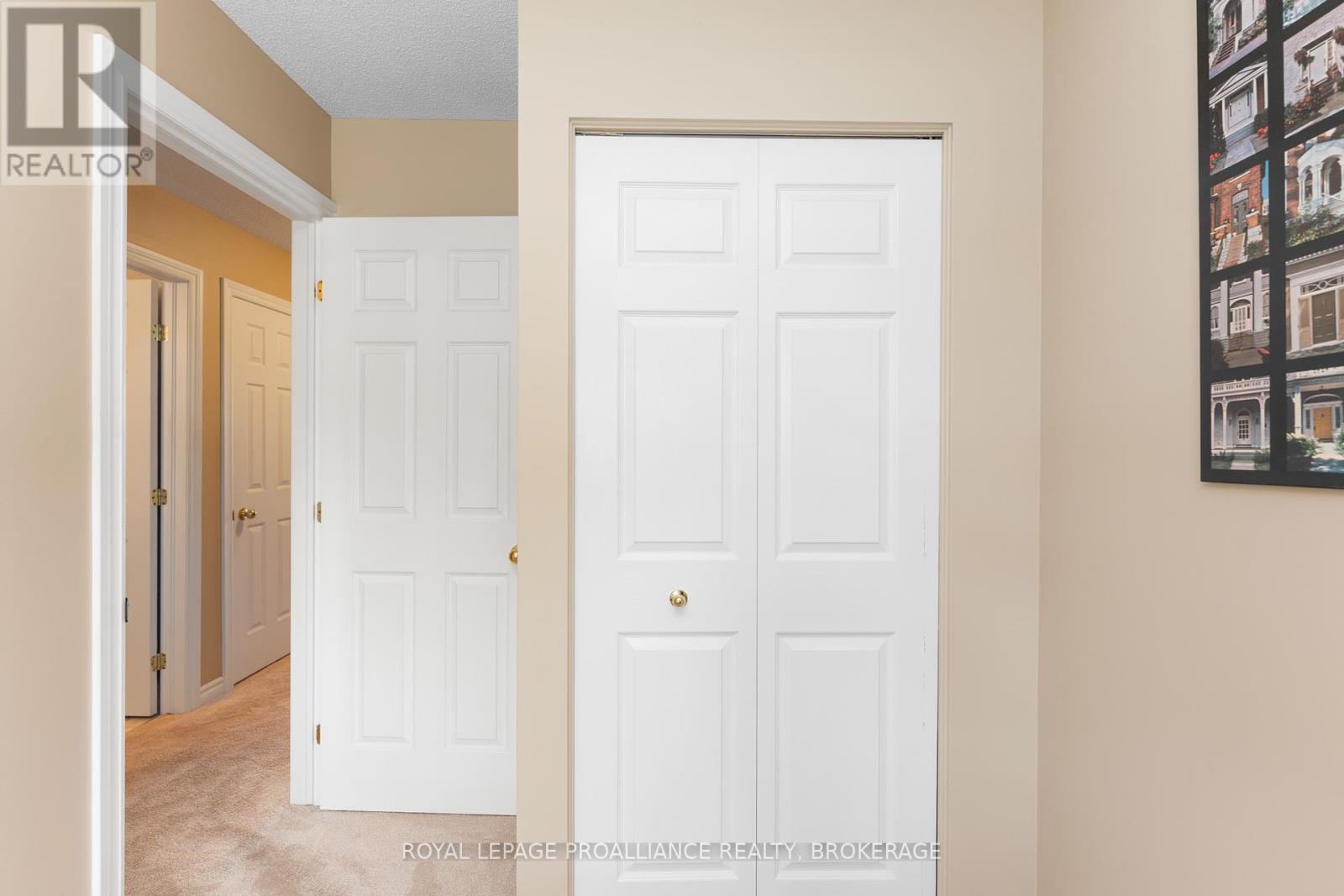 39 Mowat Avenue, Kingston, Ontario  K7M 8Y8 - Photo 32 - X12435337