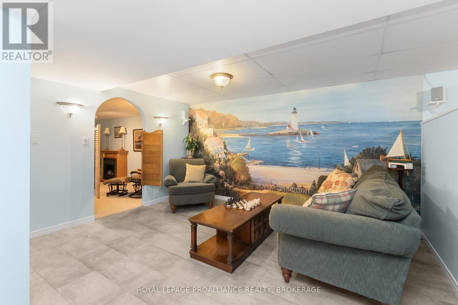 39 Mowat Avenue, Kingston, Ontario  K7M 8Y8 - Photo 36 - X12435337