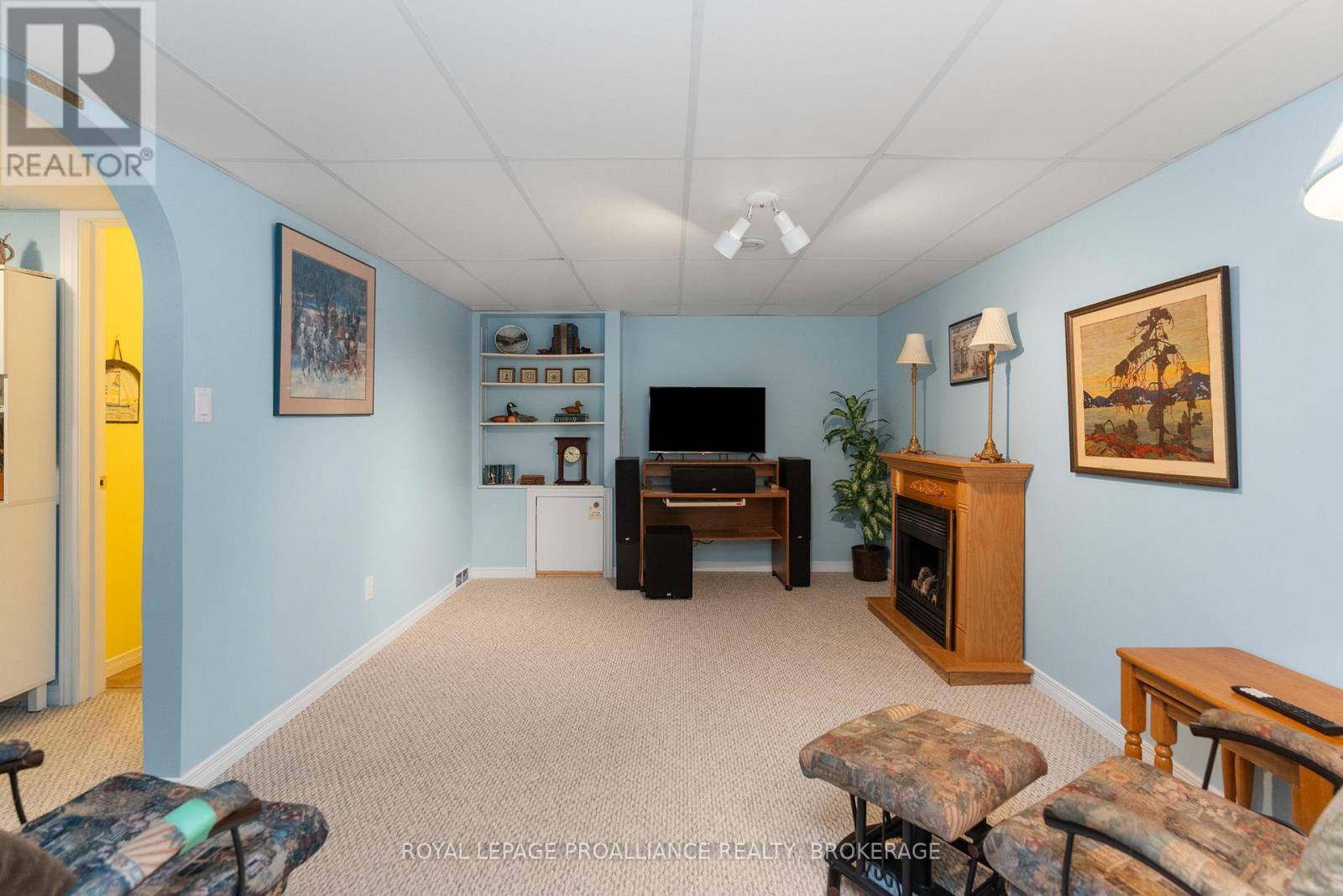 39 Mowat Avenue, Kingston, Ontario  K7M 8Y8 - Photo 38 - X12435337