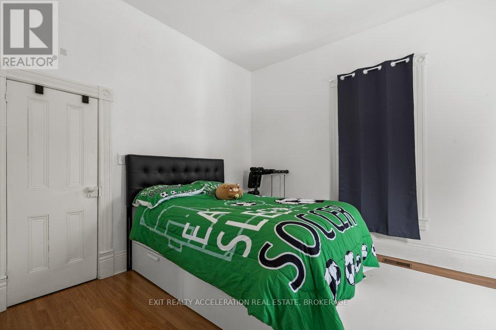 359 Thomas Street, Deseronto, Ontario K0K 1X0 - Photo 28 - X12438390