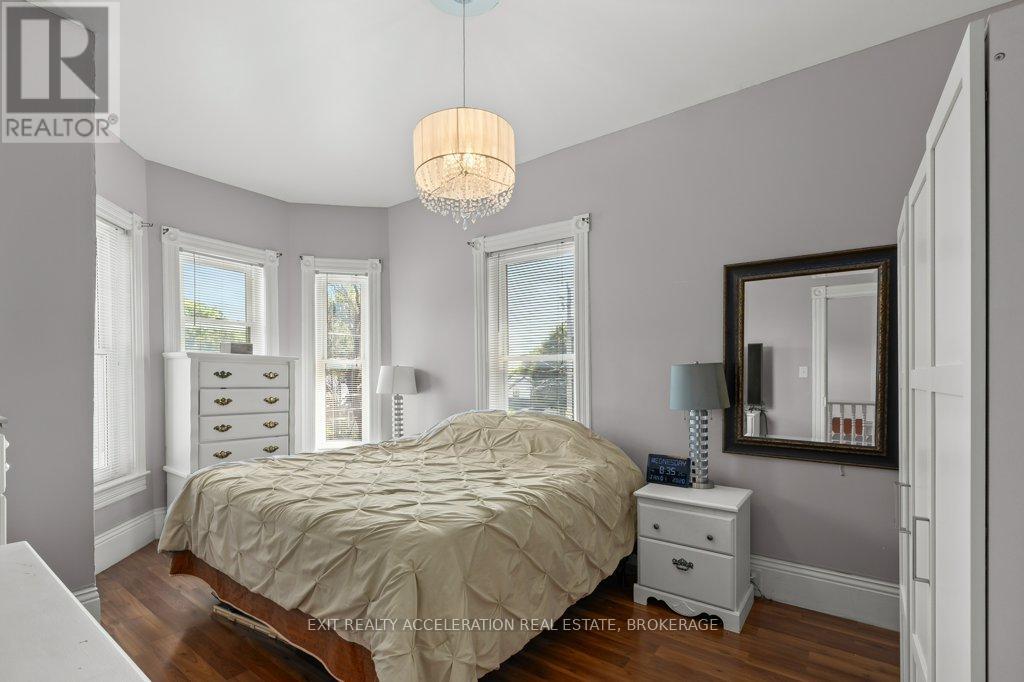 359 Thomas Street, Deseronto, Ontario K0K 1X0 - Photo 29 - X12438390