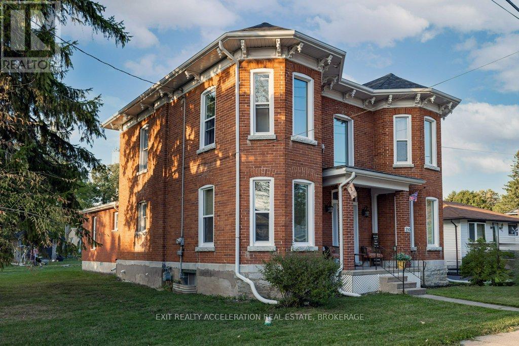 359 Thomas Street, Deseronto, Ontario K0K 1X0 - Photo 3 - X12438390