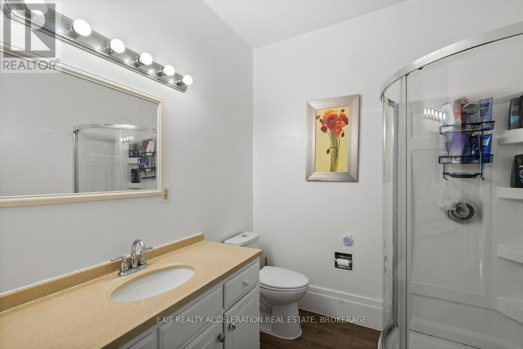 359 Thomas Street, Deseronto, Ontario K0K 1X0 - Photo 33 - X12438390