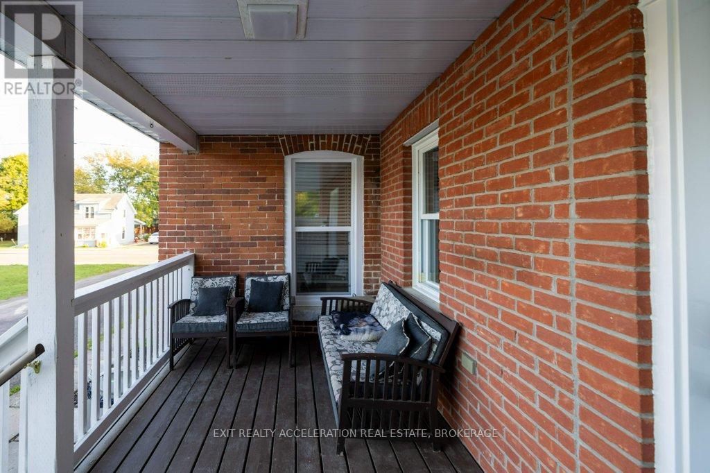 359 Thomas Street, Deseronto, Ontario K0K 1X0 - Photo 34 - X12438390