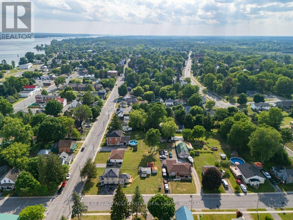 359 Thomas Street, Deseronto, Ontario K0K 1X0 - Photo 47 - X12438390